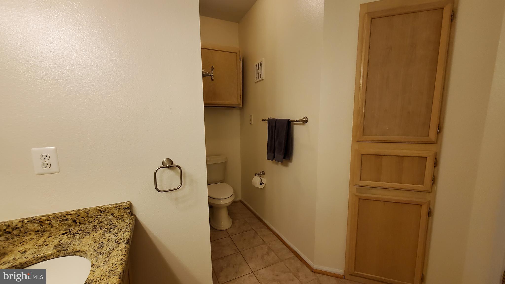 GATES OF MCLEAN - Residential Lease