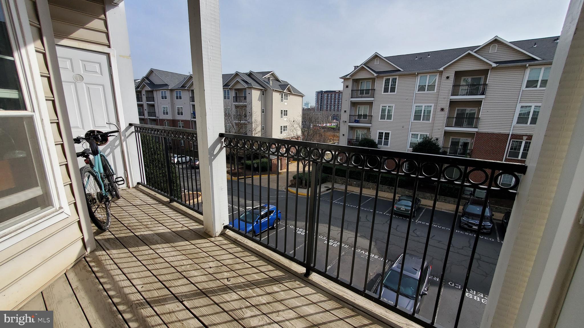 GATES OF MCLEAN - Residential Lease