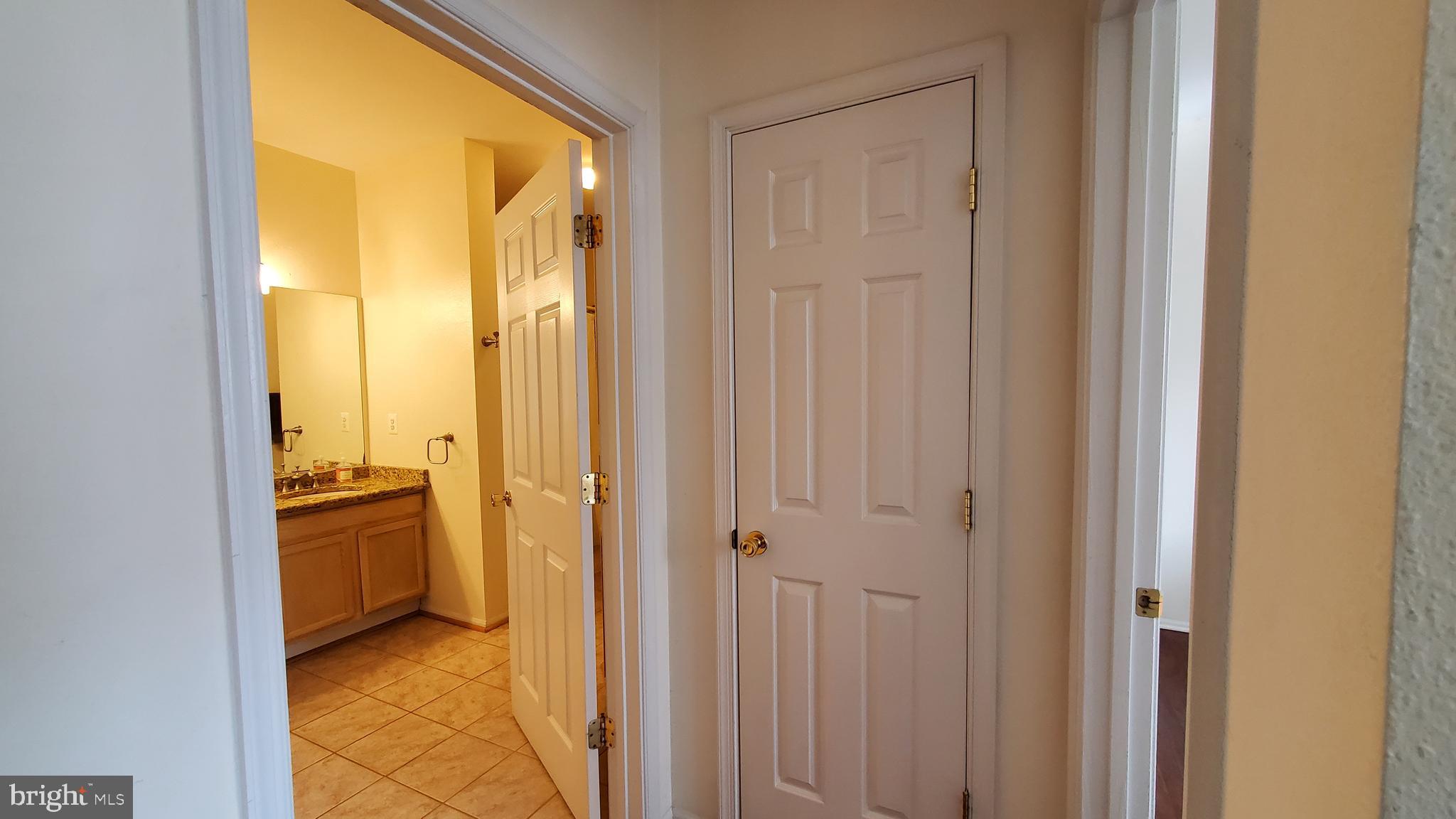 GATES OF MCLEAN - Residential Lease