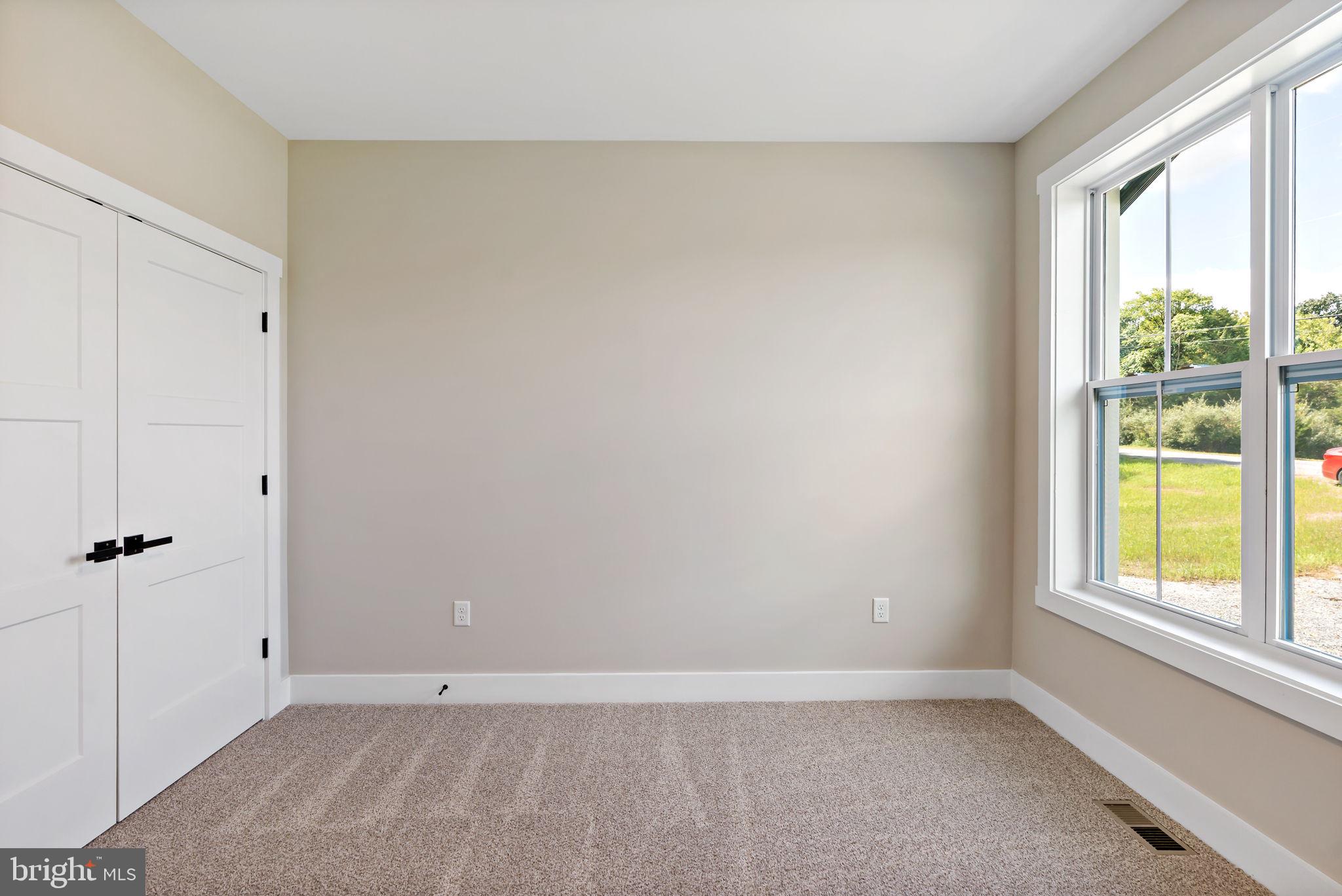 POTOMAC RIVER FARMS - Residential