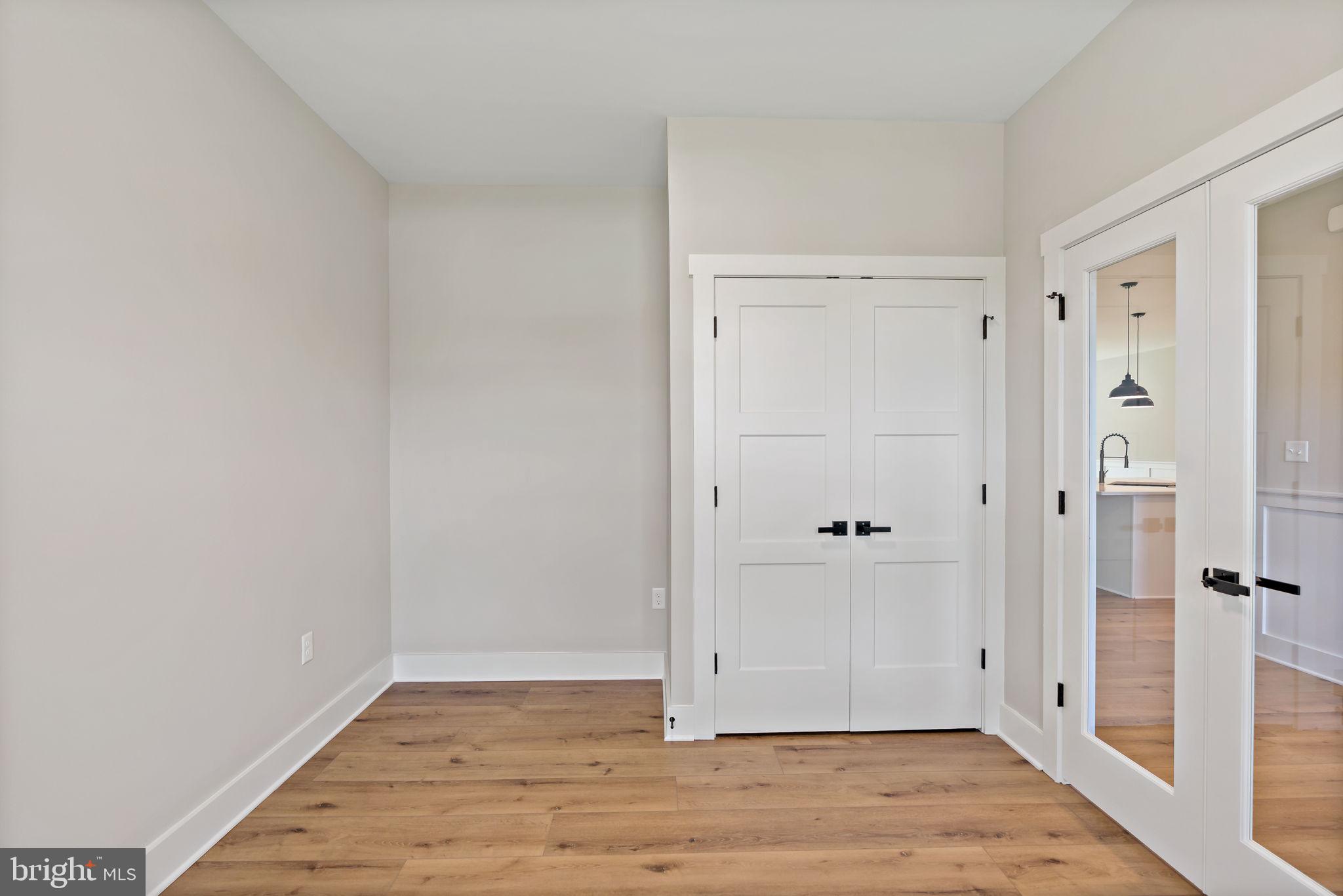 POTOMAC RIVER FARMS - Residential