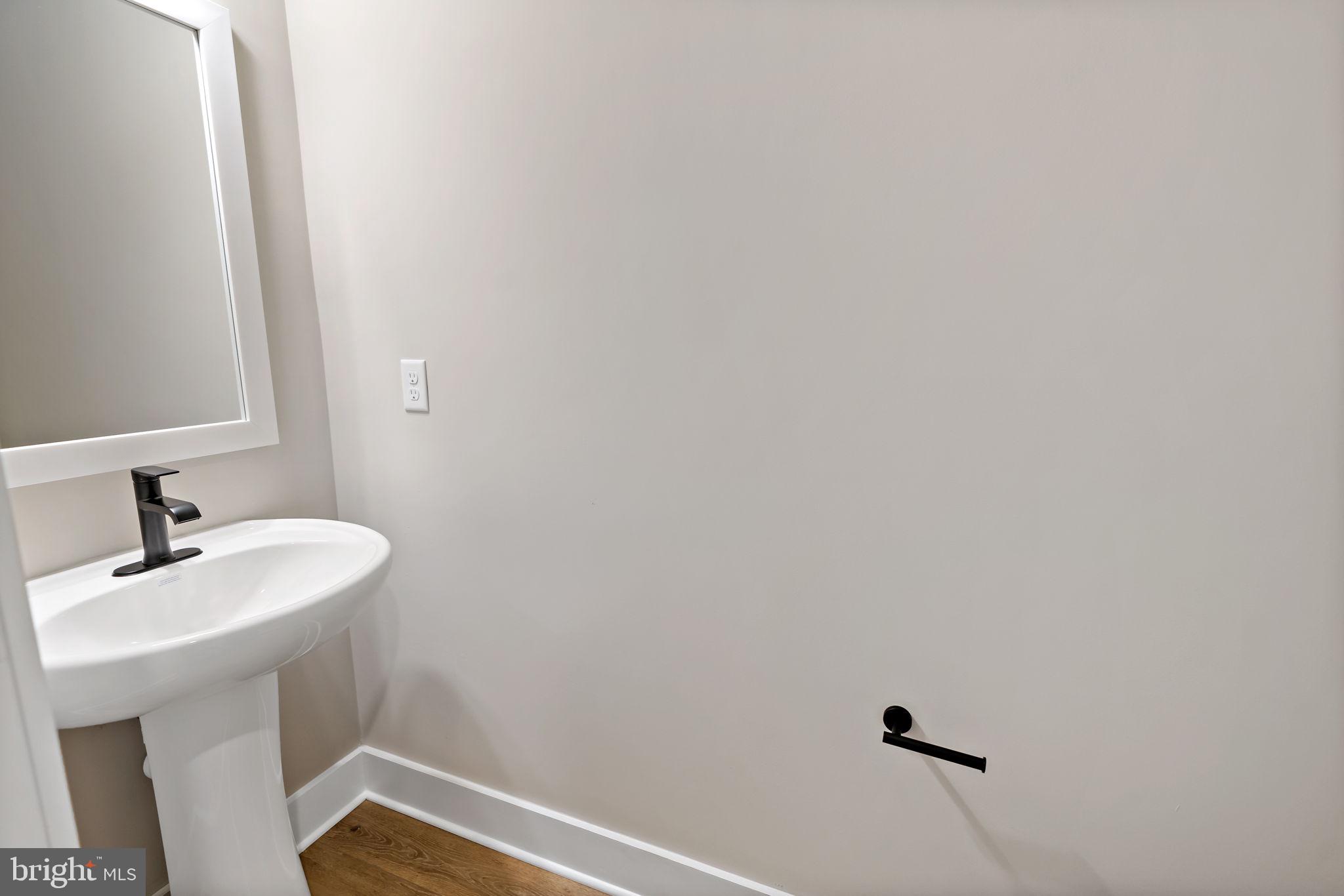 POTOMAC RIVER FARMS - Residential