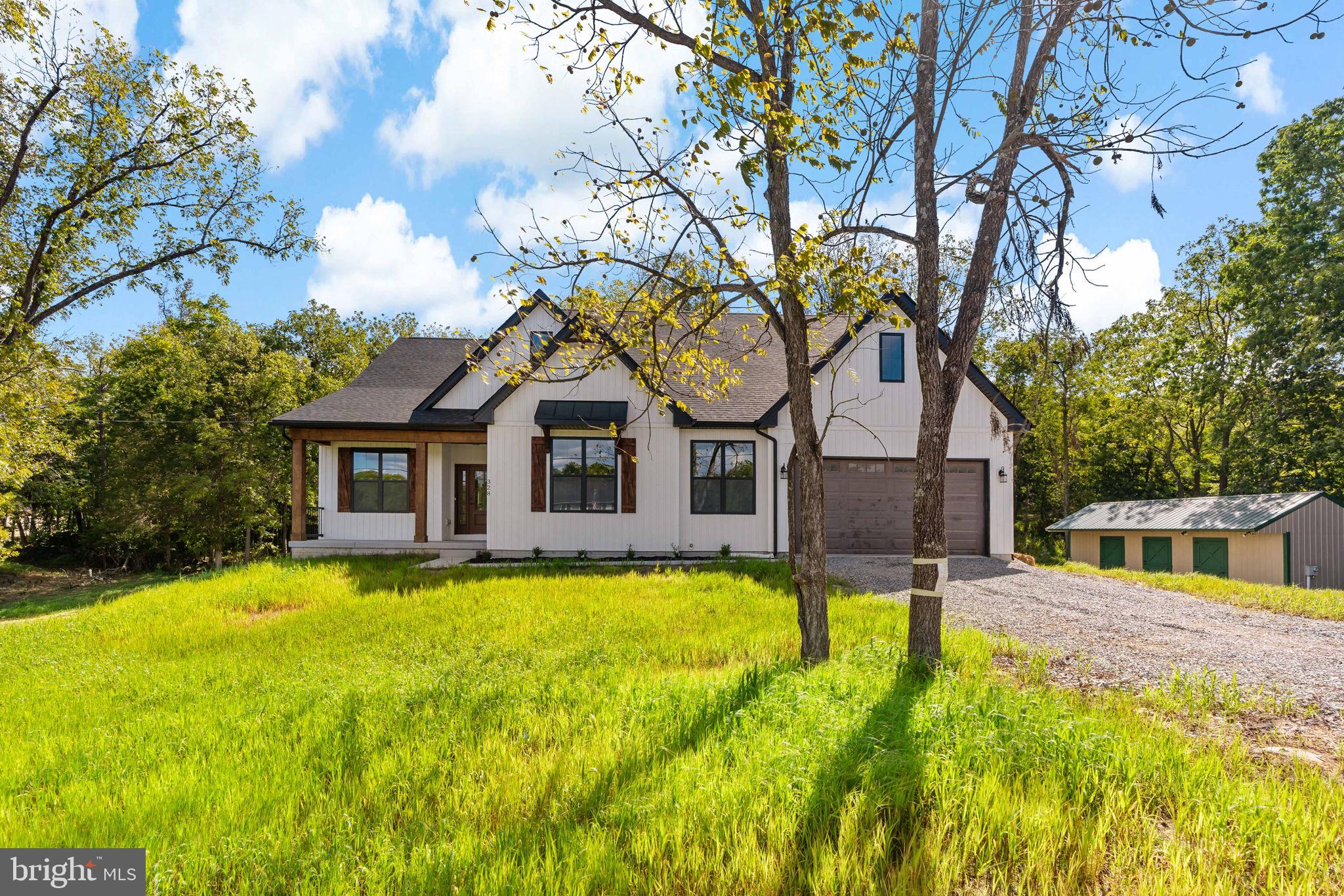 POTOMAC RIVER FARMS - Residential