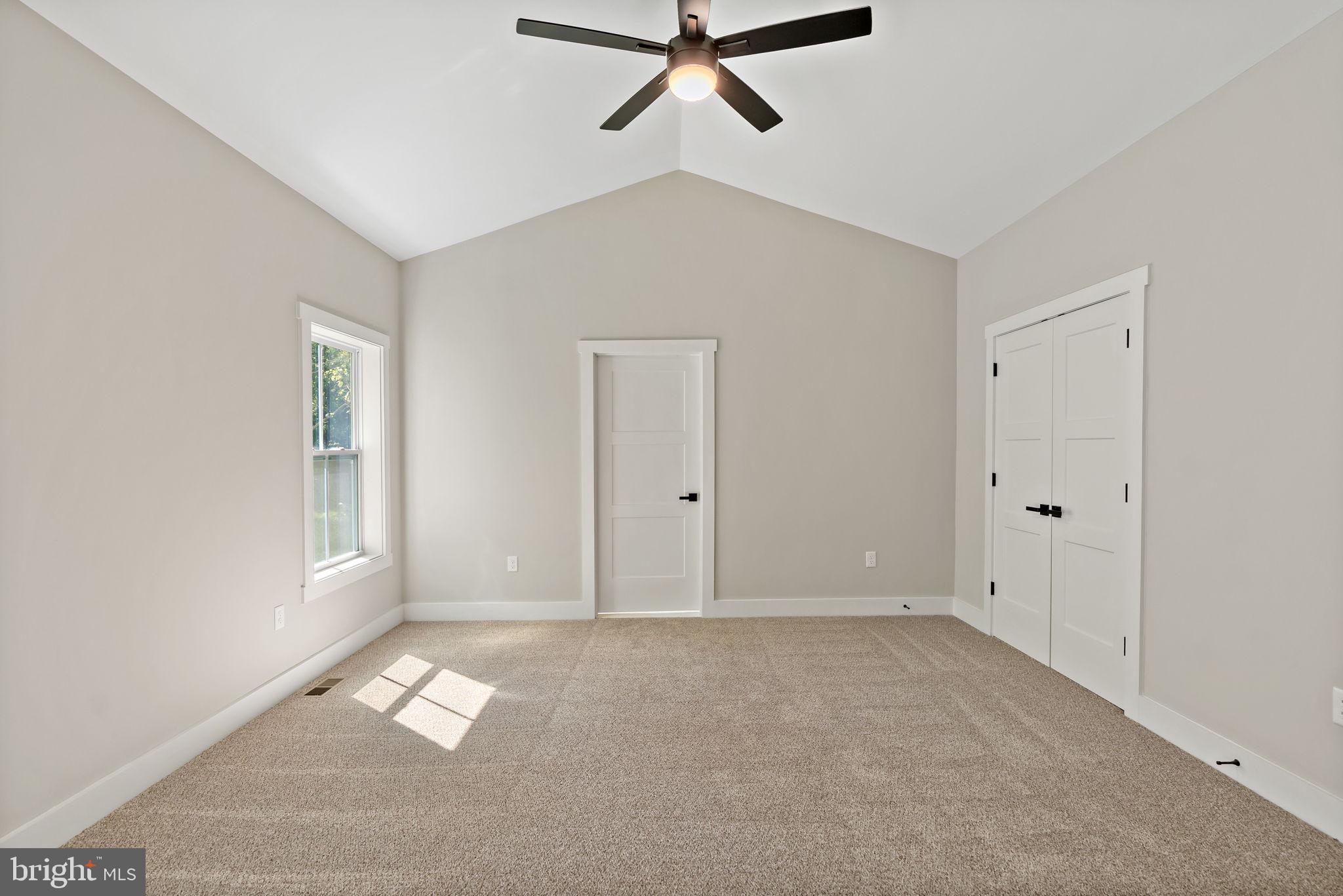 POTOMAC RIVER FARMS - Residential