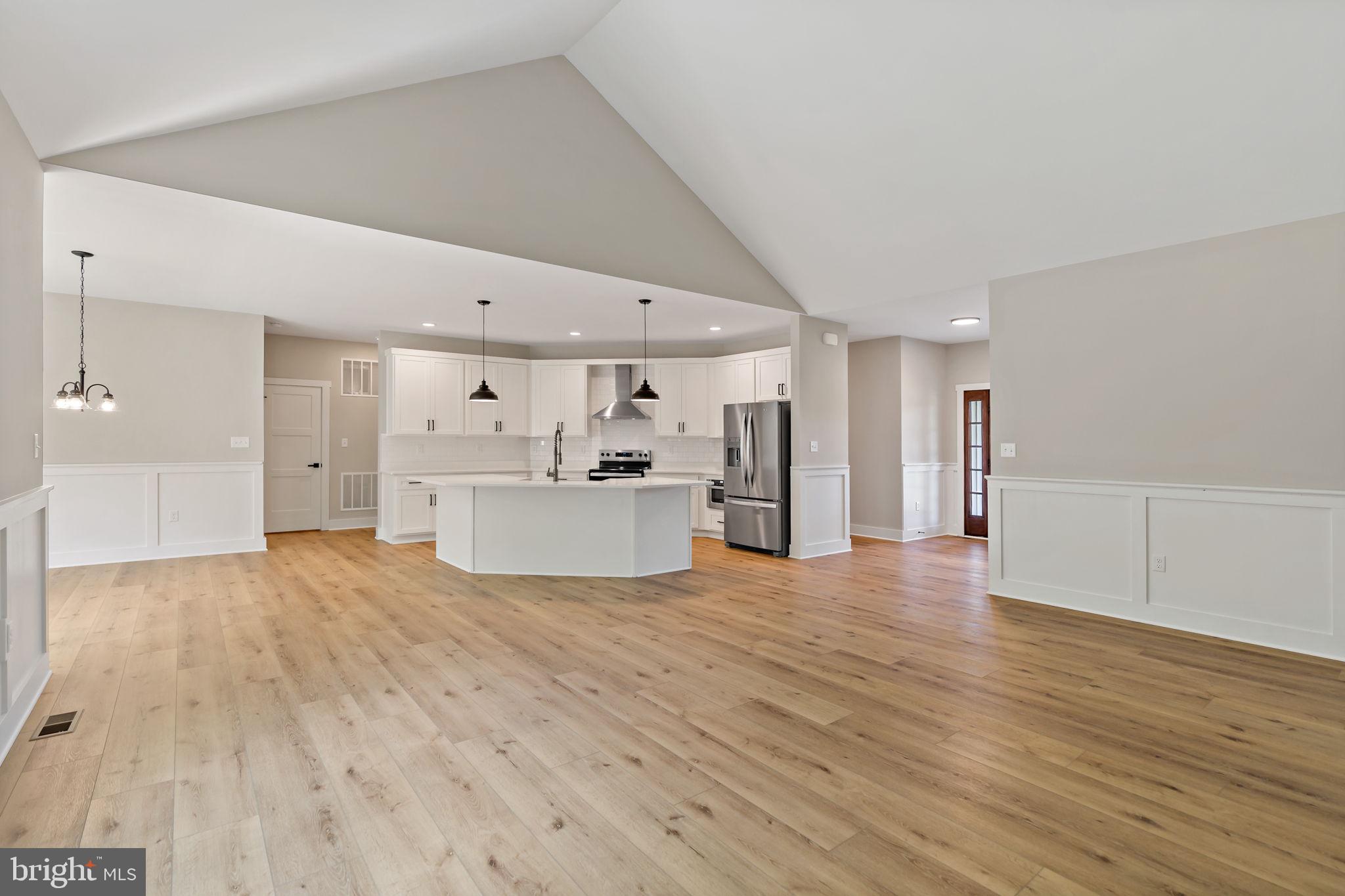 POTOMAC RIVER FARMS - Residential