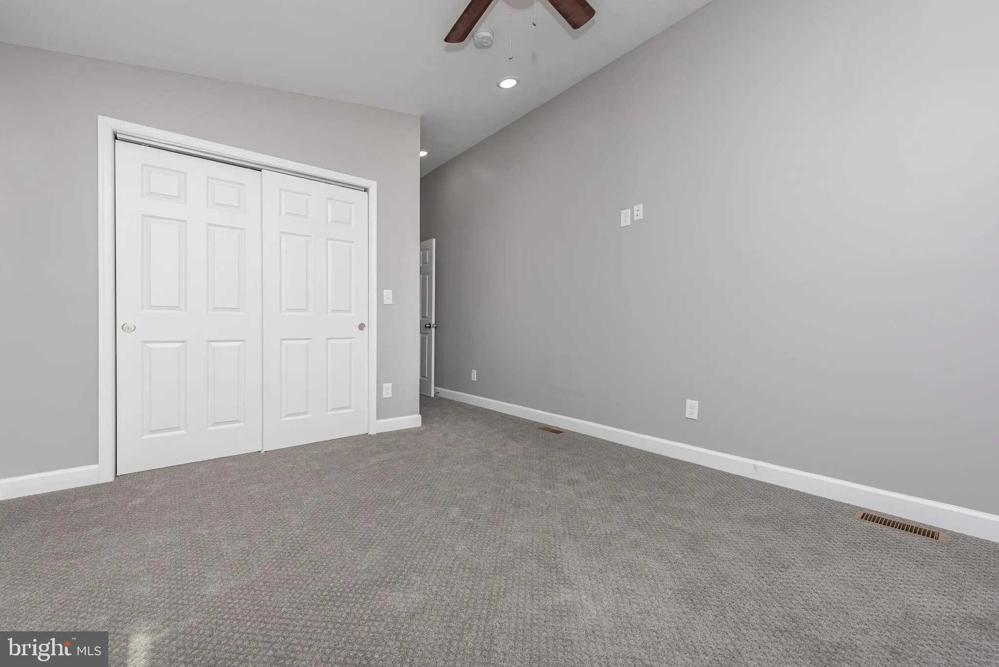 Baltimore, Maryland 21223, United States, 5 Bedrooms Bedrooms, ,4 BathroomsBathrooms,Residential,Pending,36381