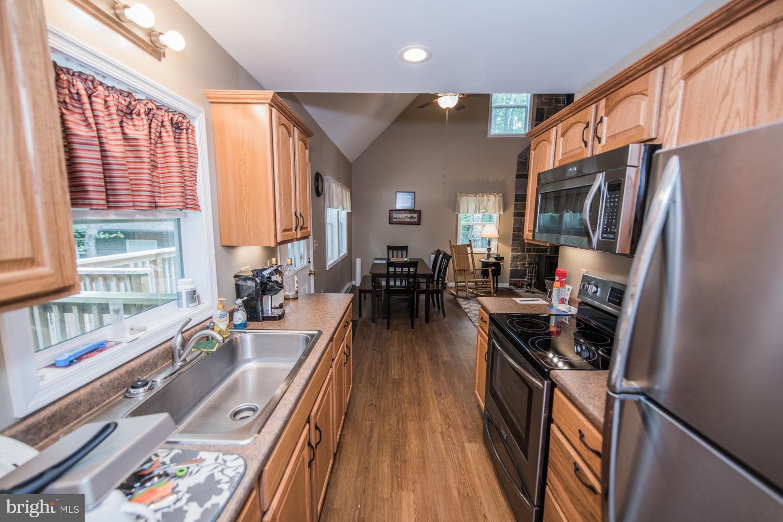 RIVER RIDGE - Residential