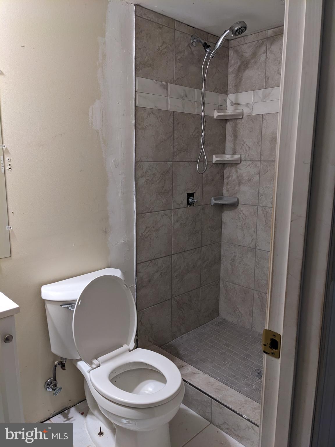 MANASSAS PARK - Residential Lease