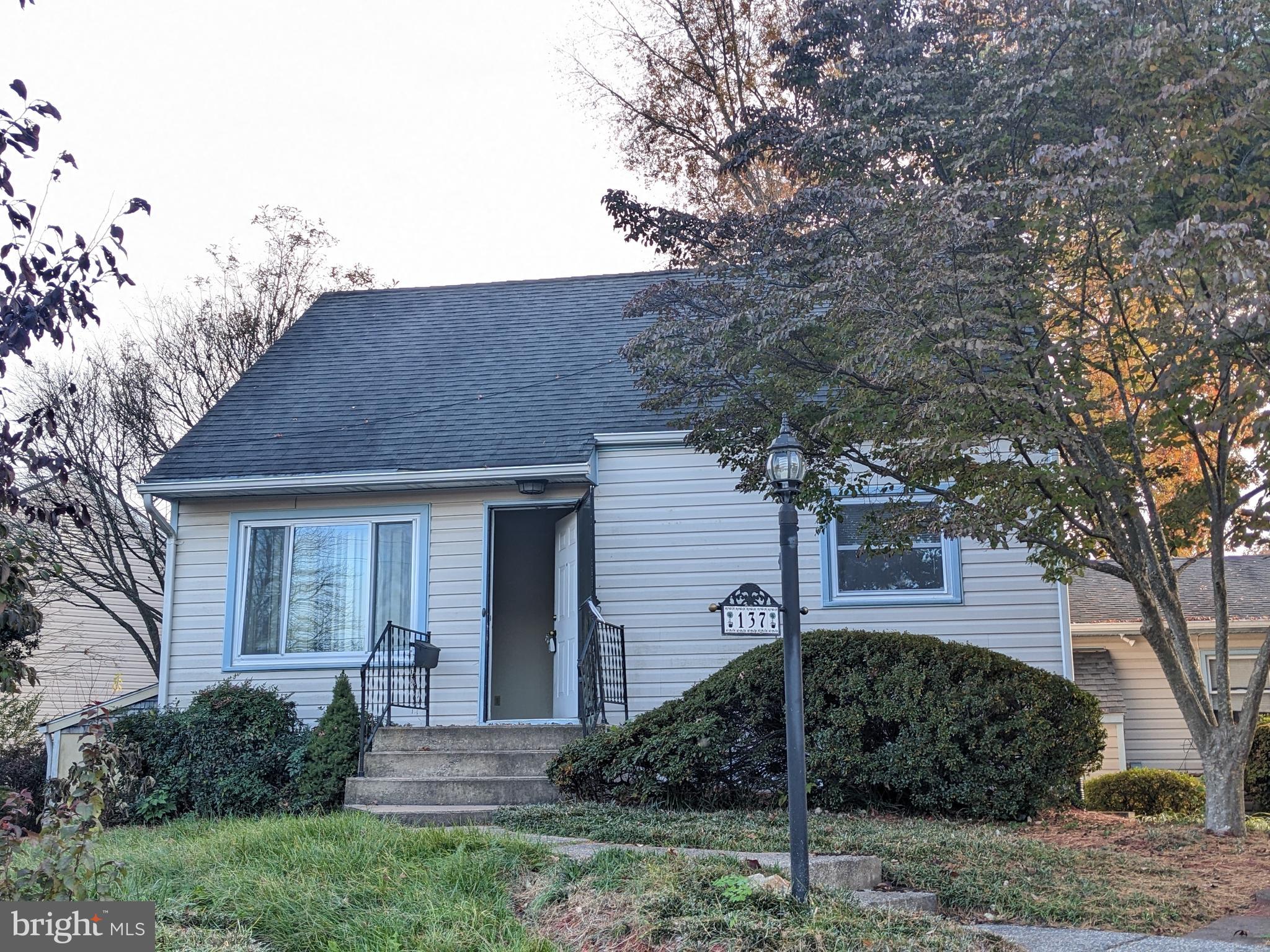 MANASSAS PARK - Residential Lease