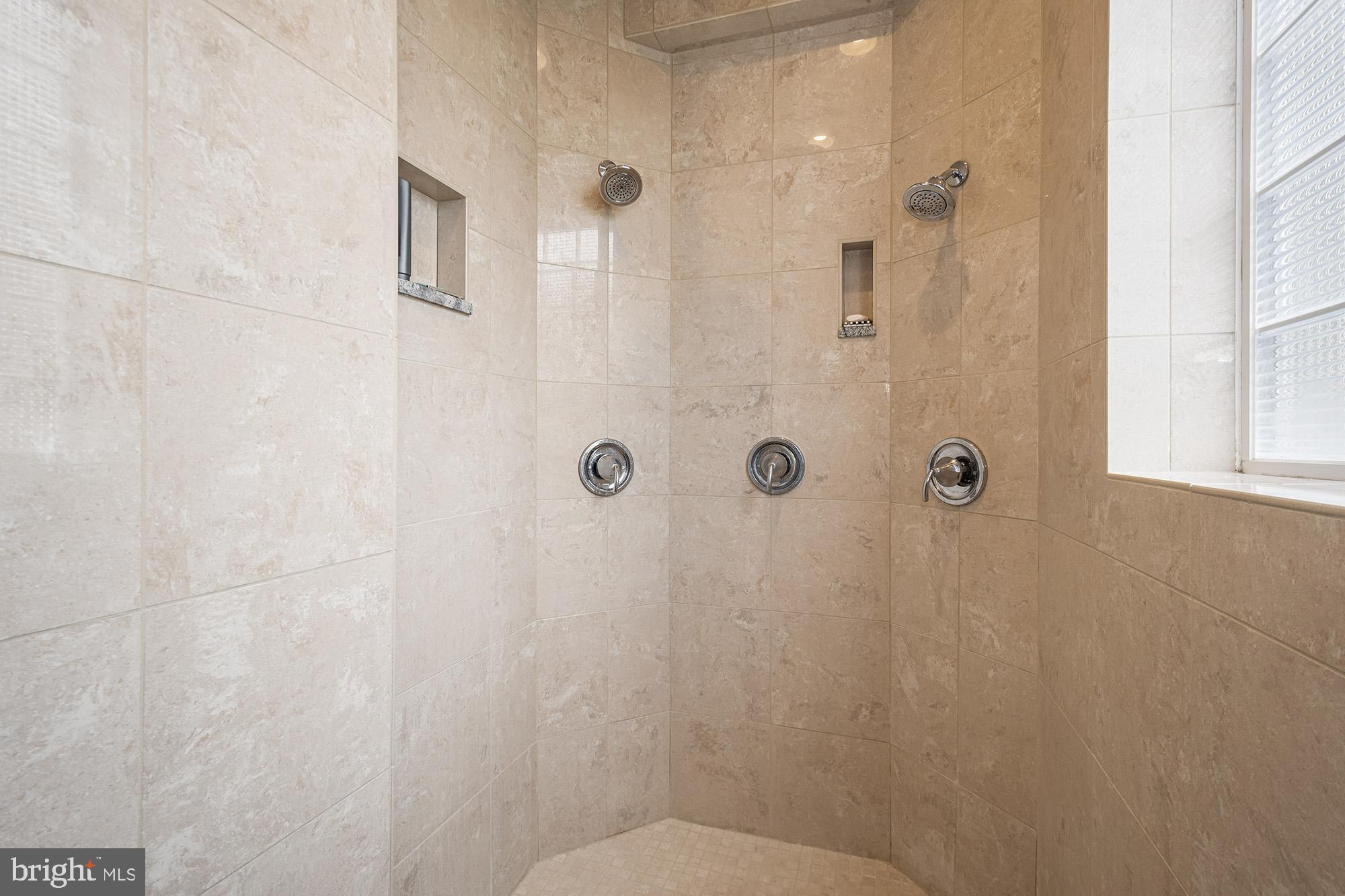 MEADOW MOUNTAIN - Residential