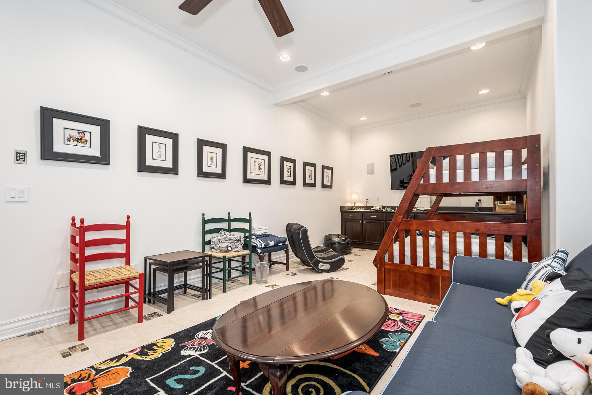 MEADOW MOUNTAIN - Residential