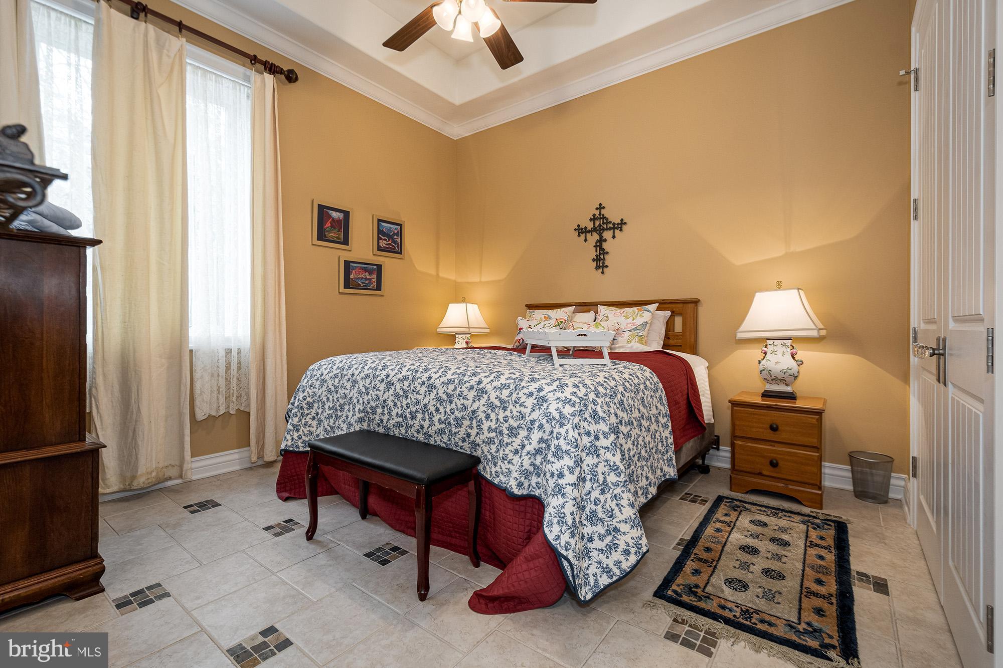 MEADOW MOUNTAIN - Residential