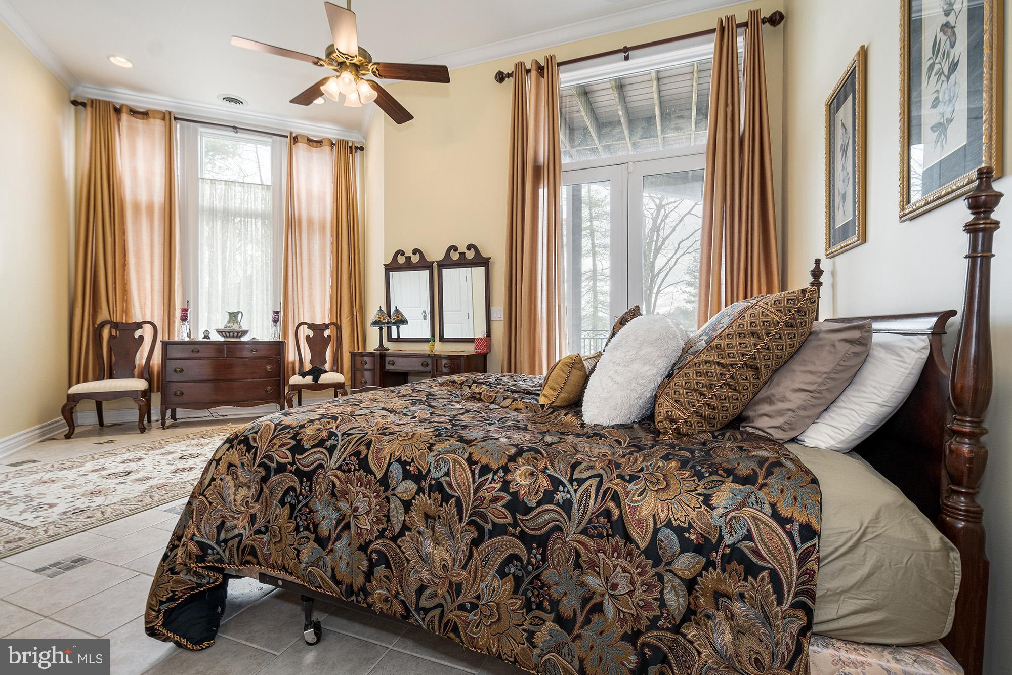 MEADOW MOUNTAIN - Residential