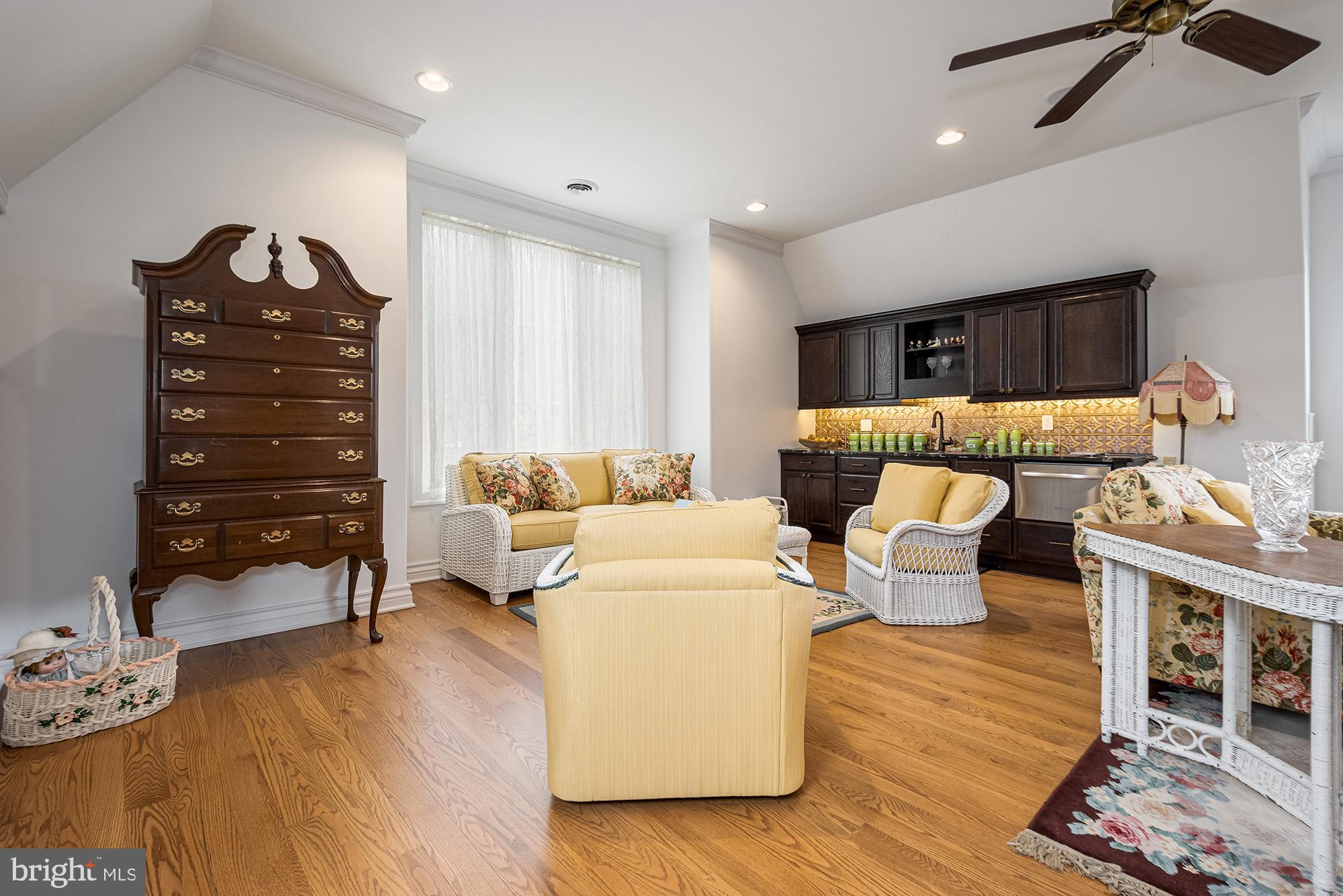 MEADOW MOUNTAIN - Residential