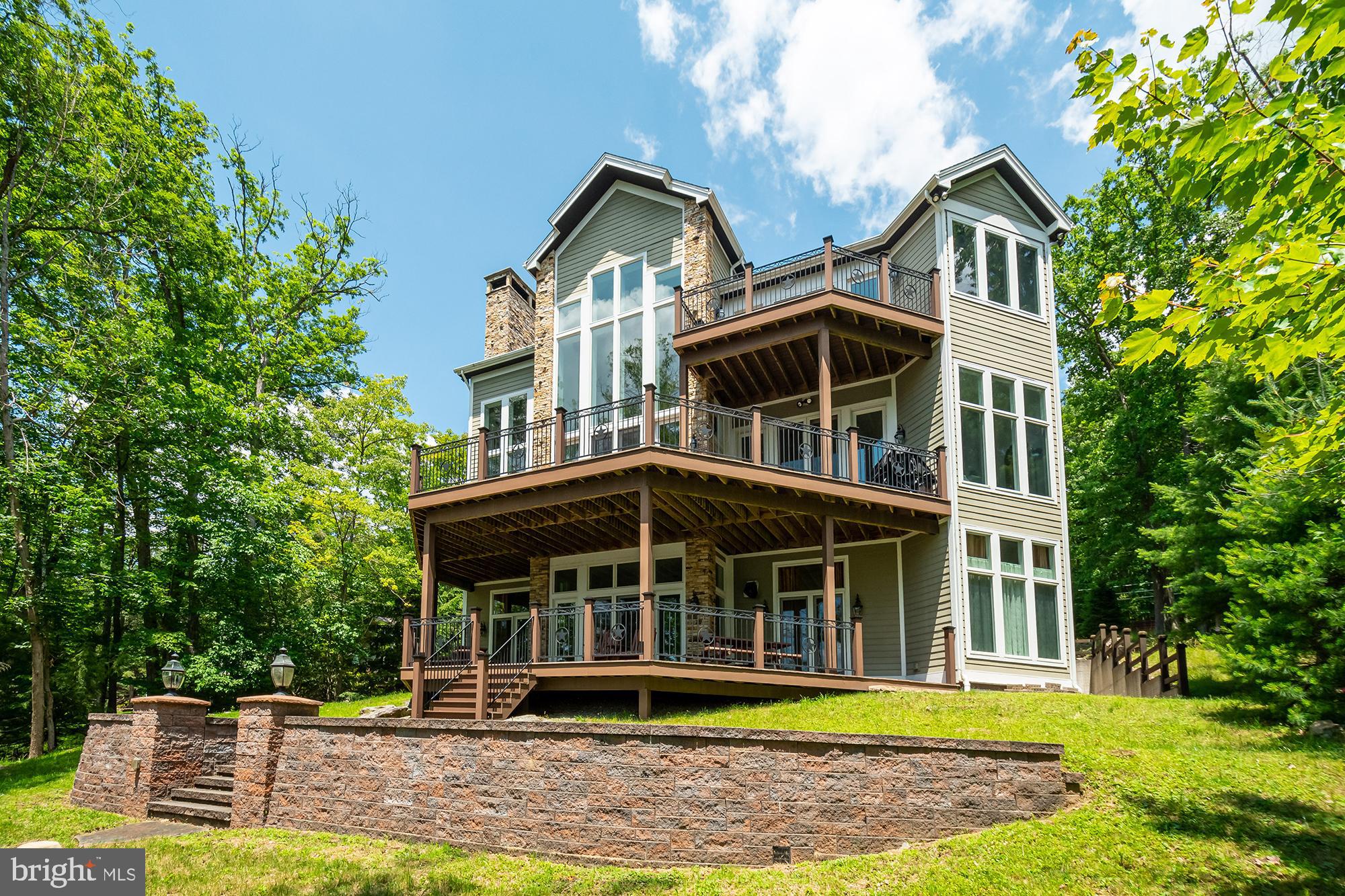 MEADOW MOUNTAIN - Residential