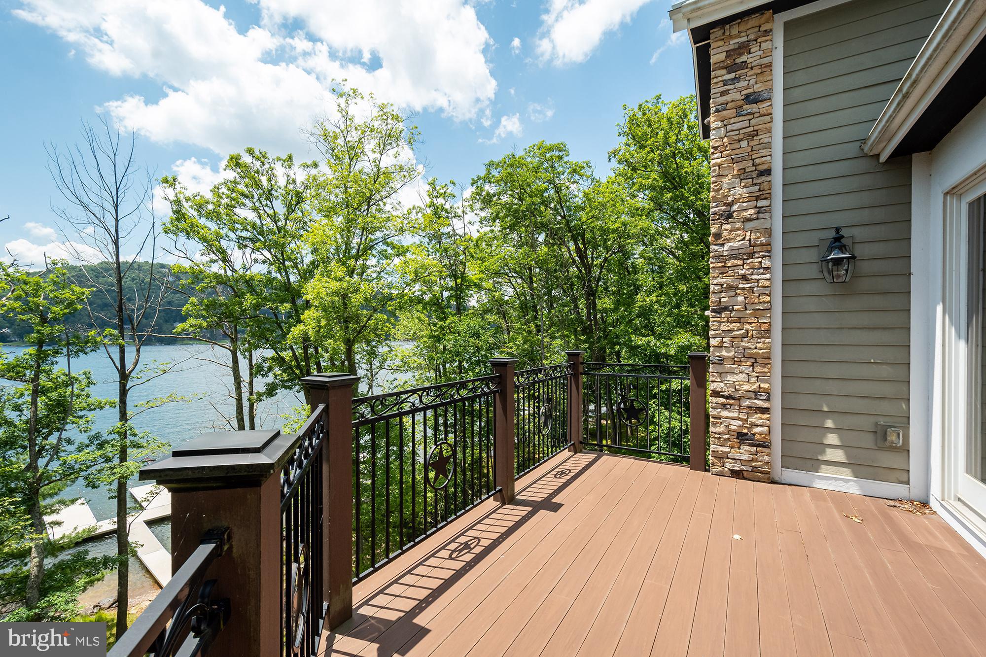 MEADOW MOUNTAIN - Residential