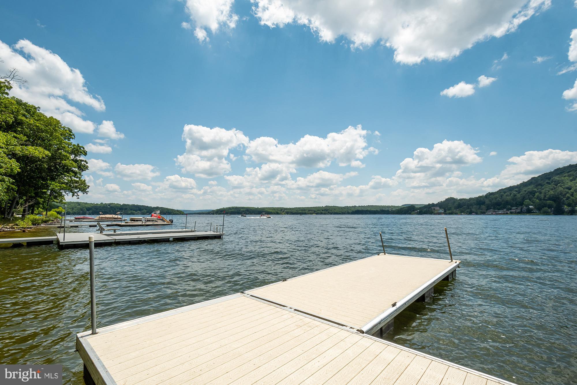 MEADOW MOUNTAIN - Residential