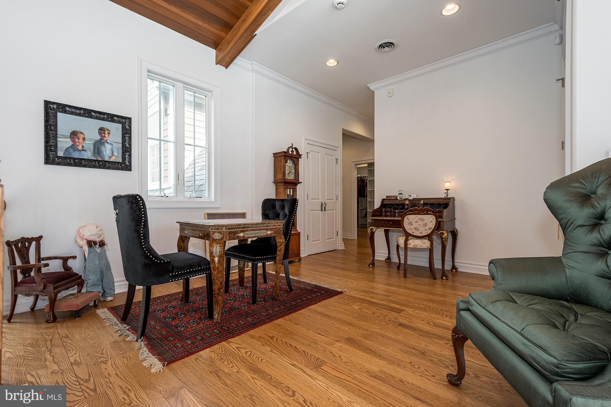 MEADOW MOUNTAIN - Residential