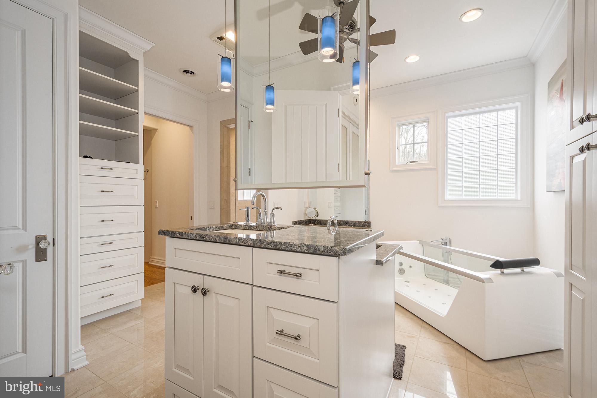 MEADOW MOUNTAIN - Residential