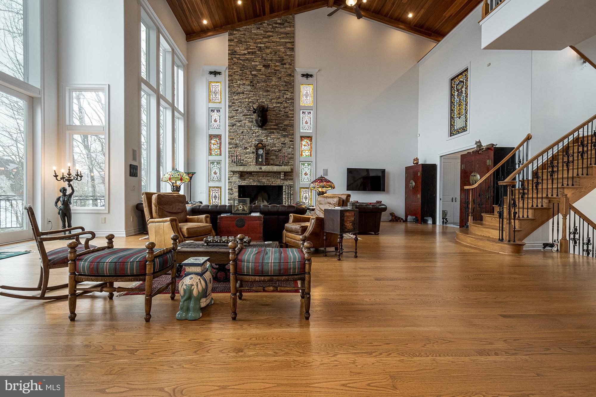 MEADOW MOUNTAIN - Residential