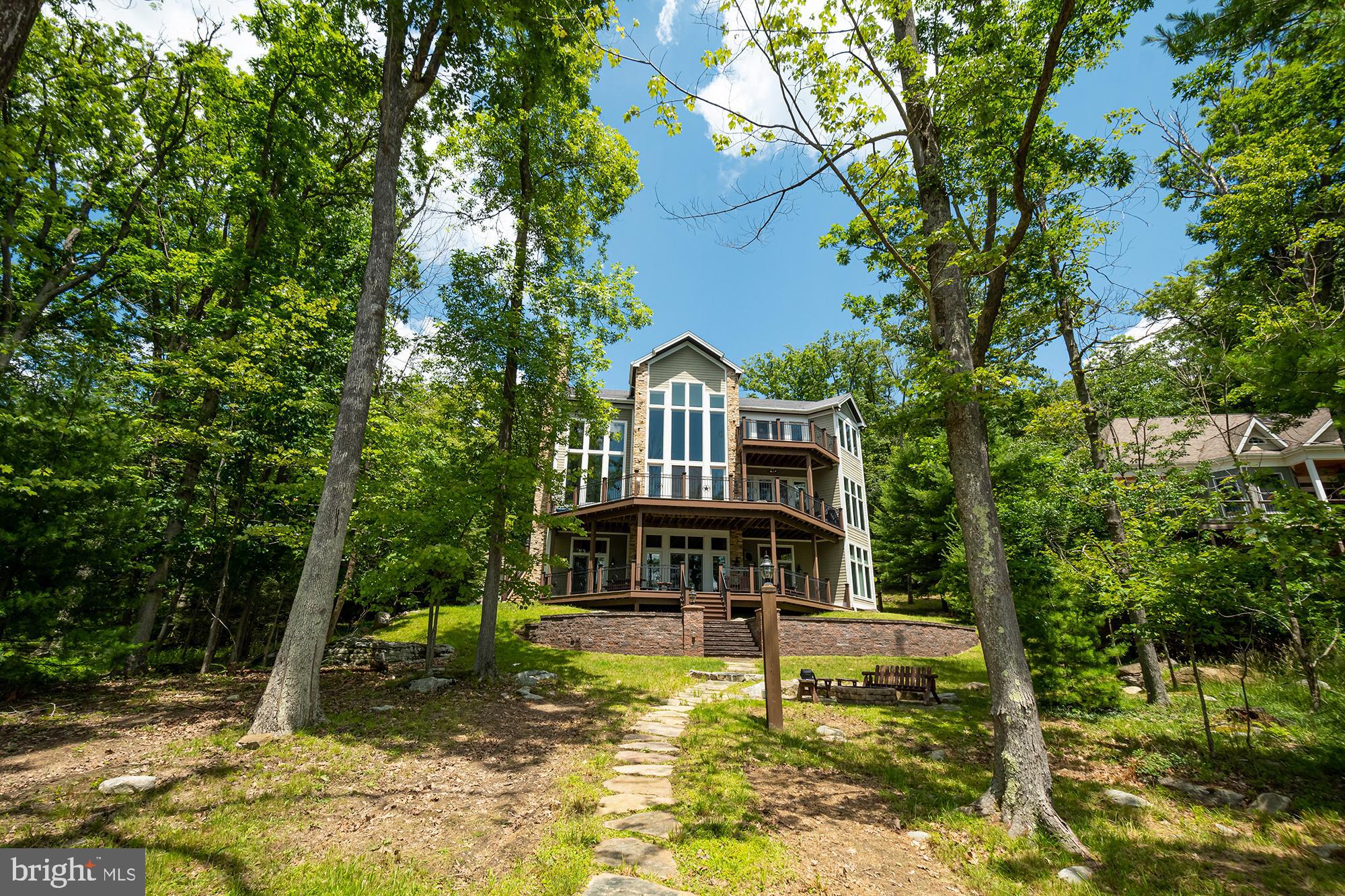 MEADOW MOUNTAIN - Residential