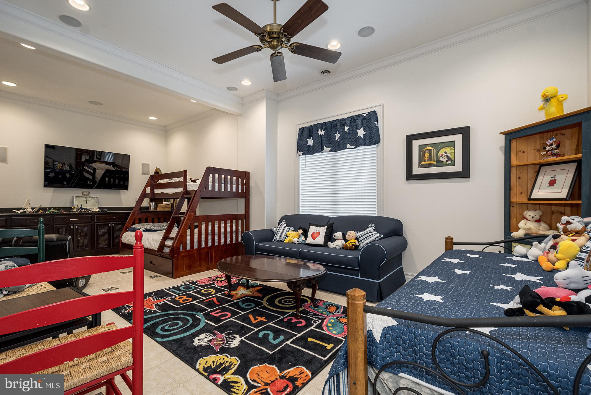 MEADOW MOUNTAIN - Residential