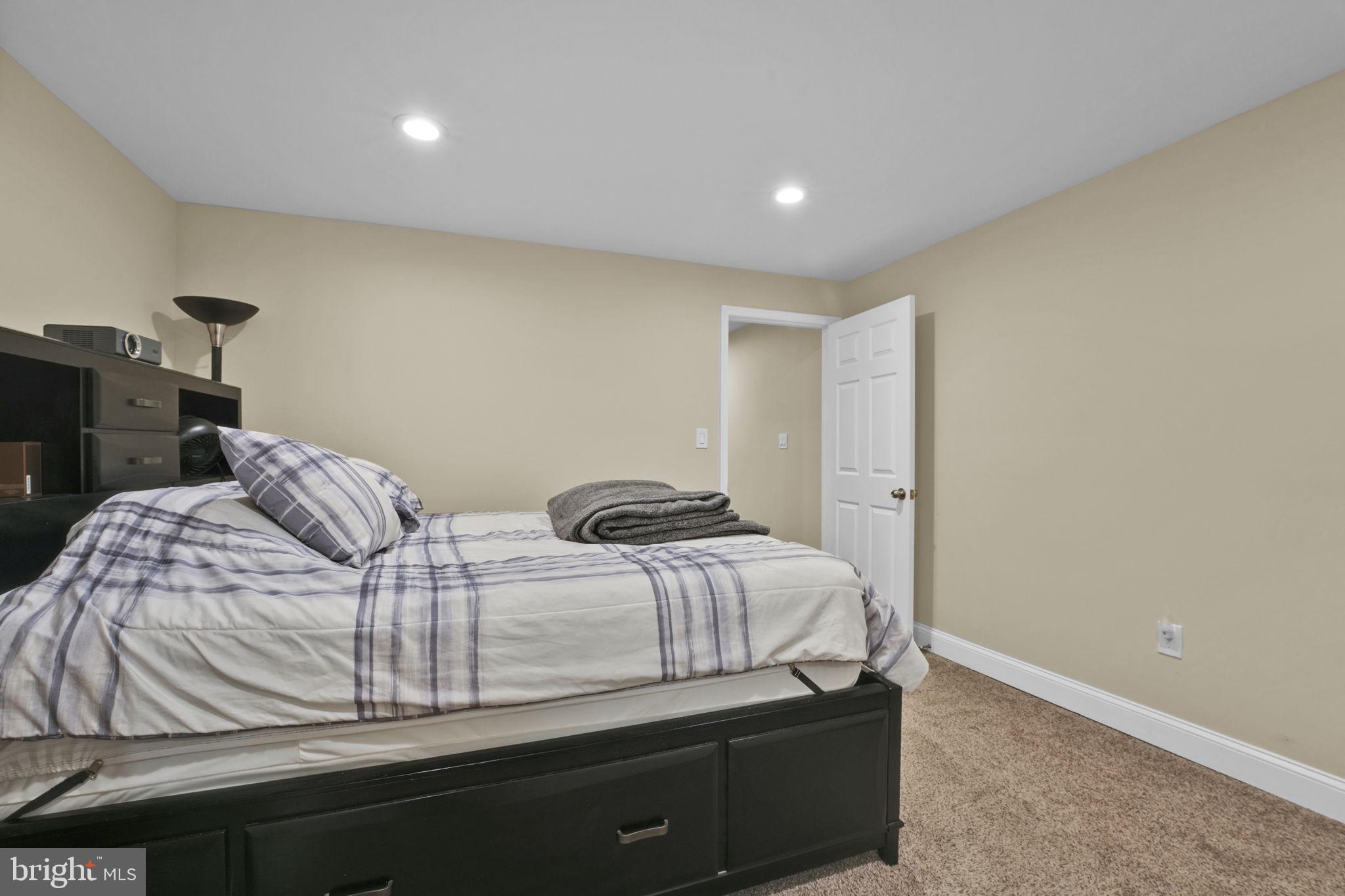 EDEN FARMS - Residential