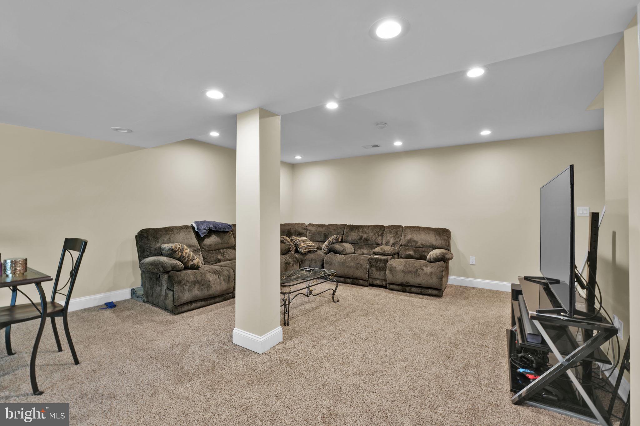EDEN FARMS - Residential