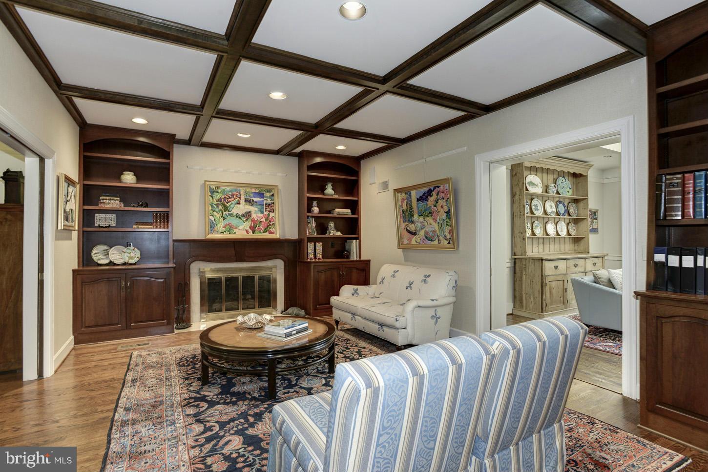 CHEVY CHASE - Residential