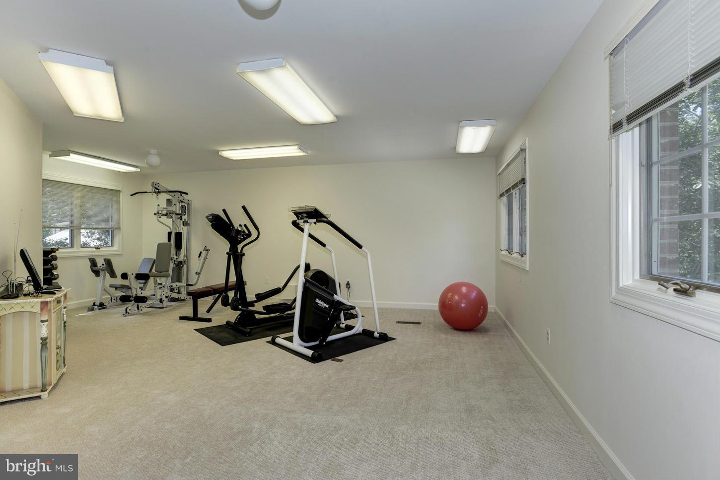 CHEVY CHASE - Residential