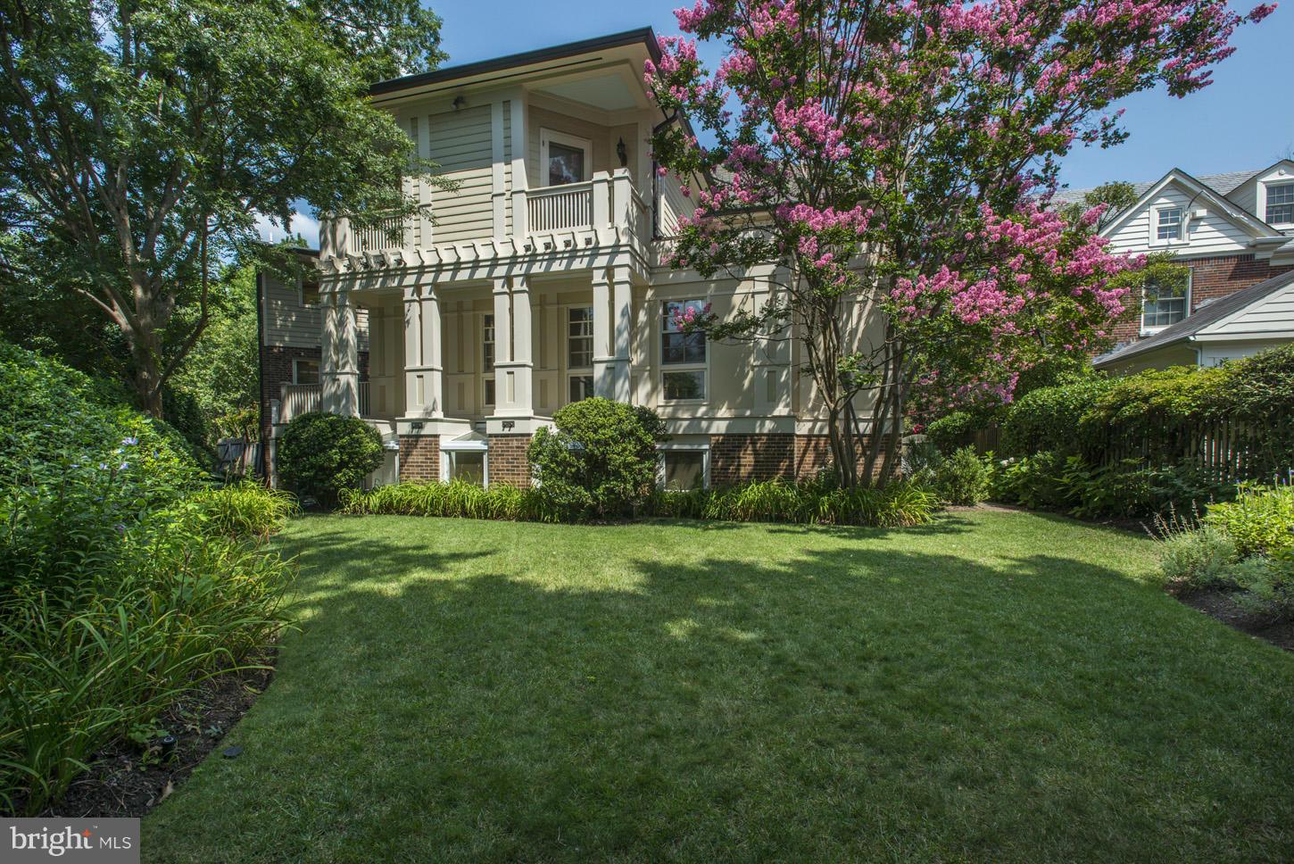 CHEVY CHASE - Residential