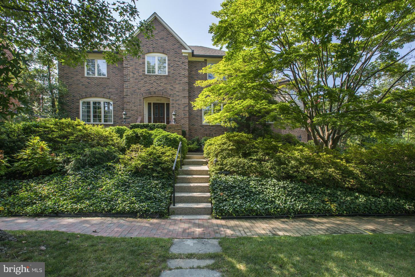 CHEVY CHASE - Residential