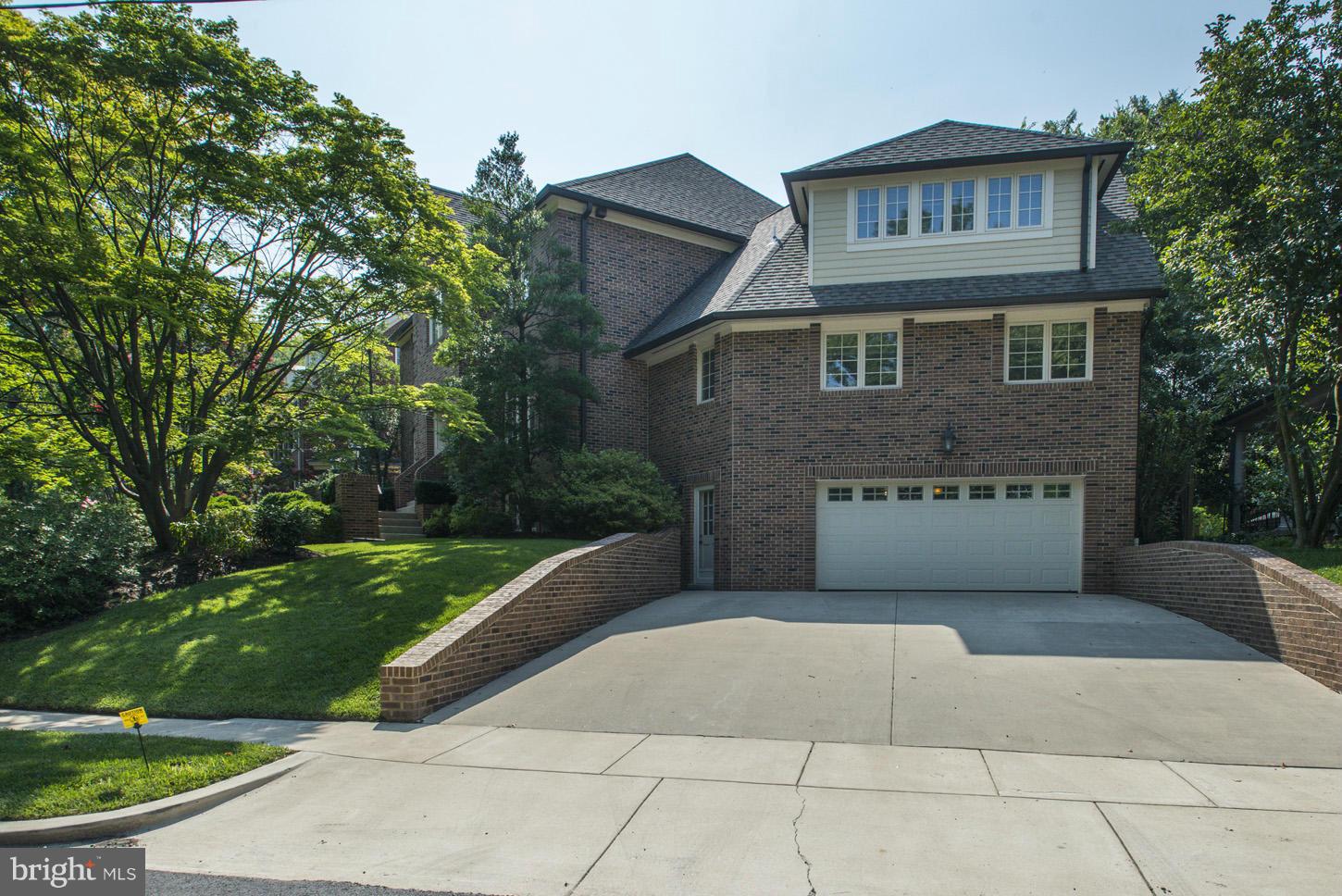 CHEVY CHASE - Residential