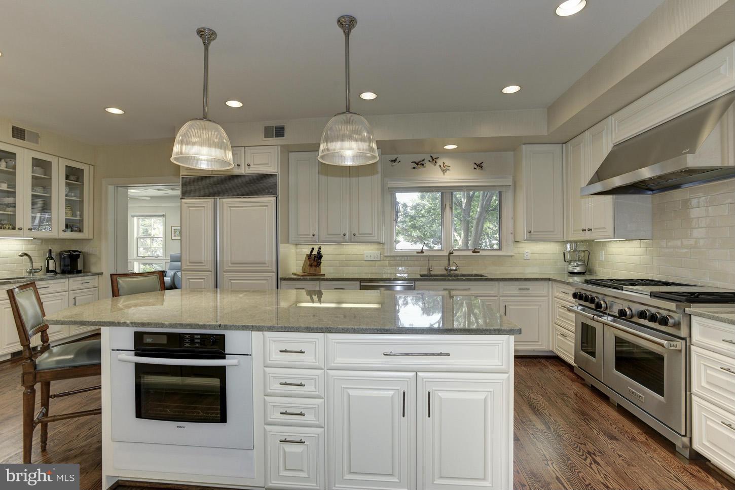 CHEVY CHASE - Residential