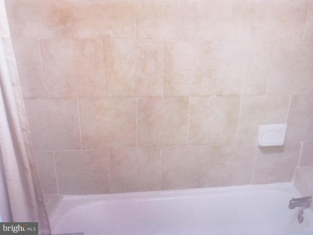 CEDAR HUNT - Residential Lease