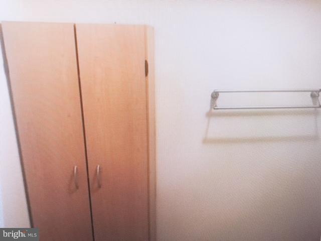 CEDAR HUNT - Residential Lease