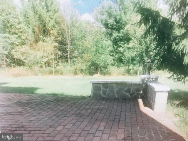 CEDAR HUNT - Residential Lease