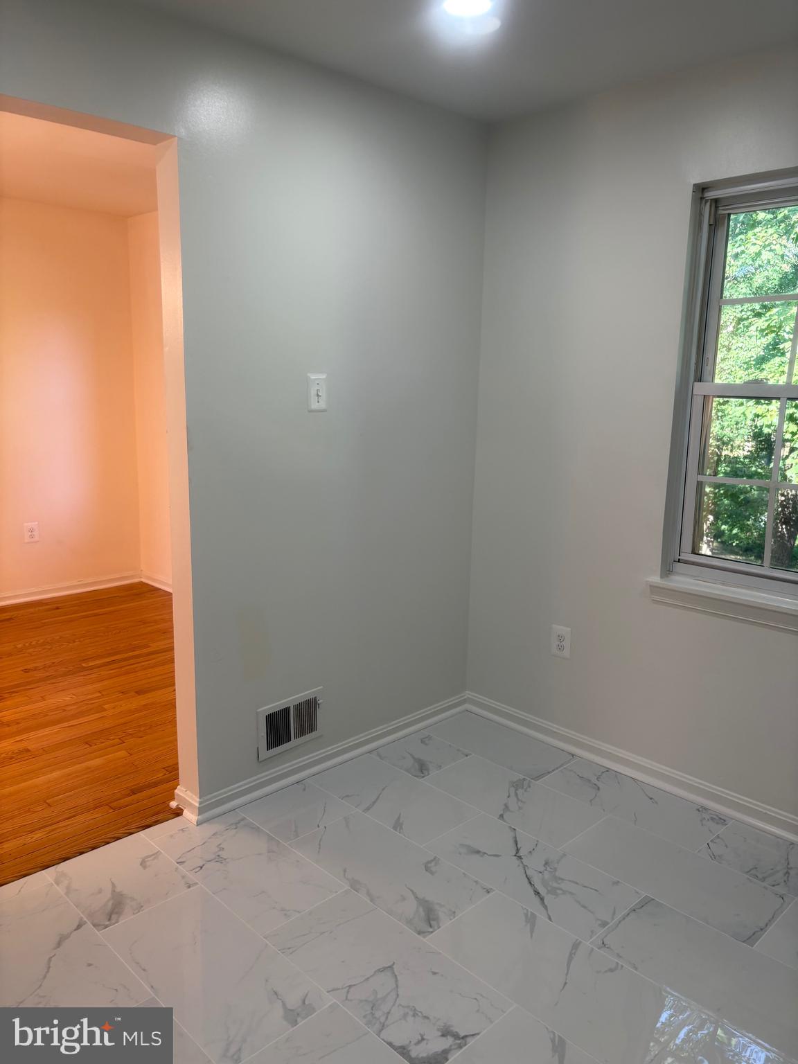 PINEWOOD GREENS - Residential Lease