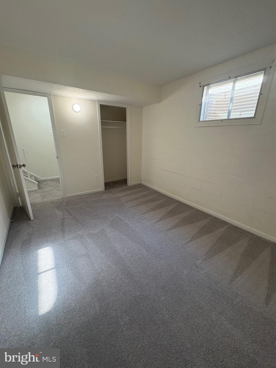 PINEWOOD GREENS - Residential Lease