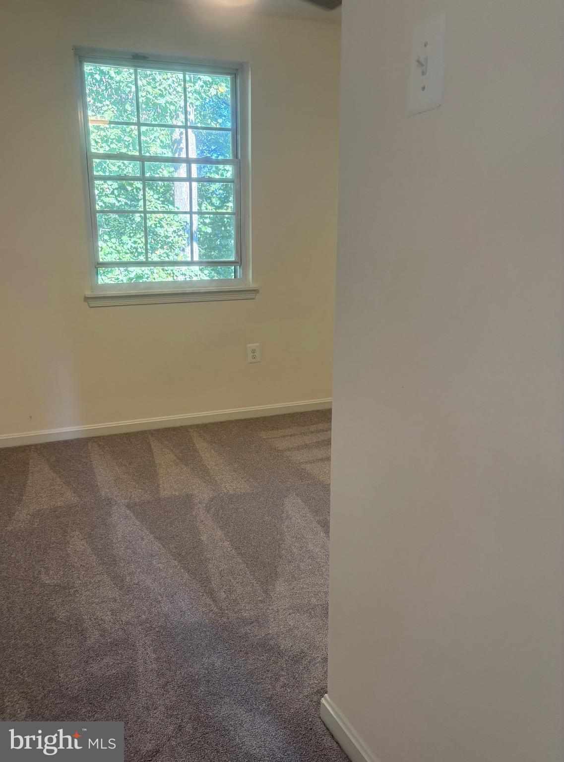 PINEWOOD GREENS - Residential Lease