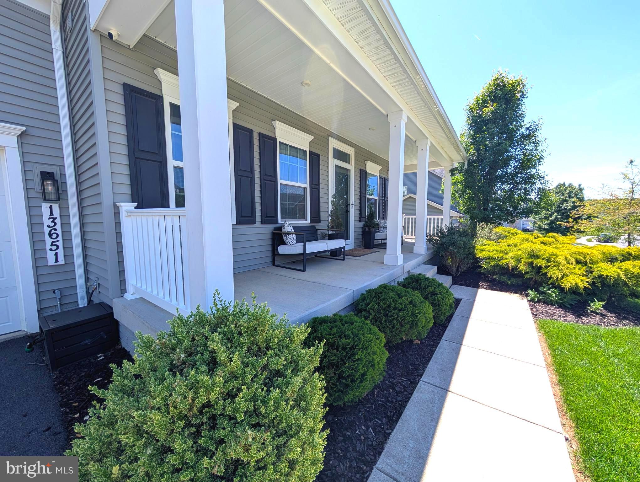 13651 OTONO DR