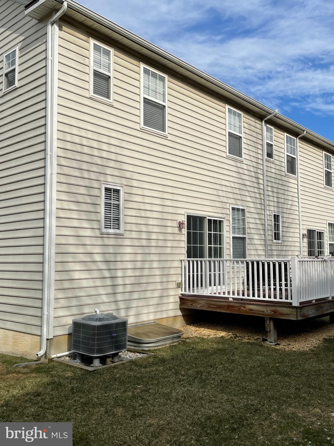 MEWS AT BAILEY STATION - Residential