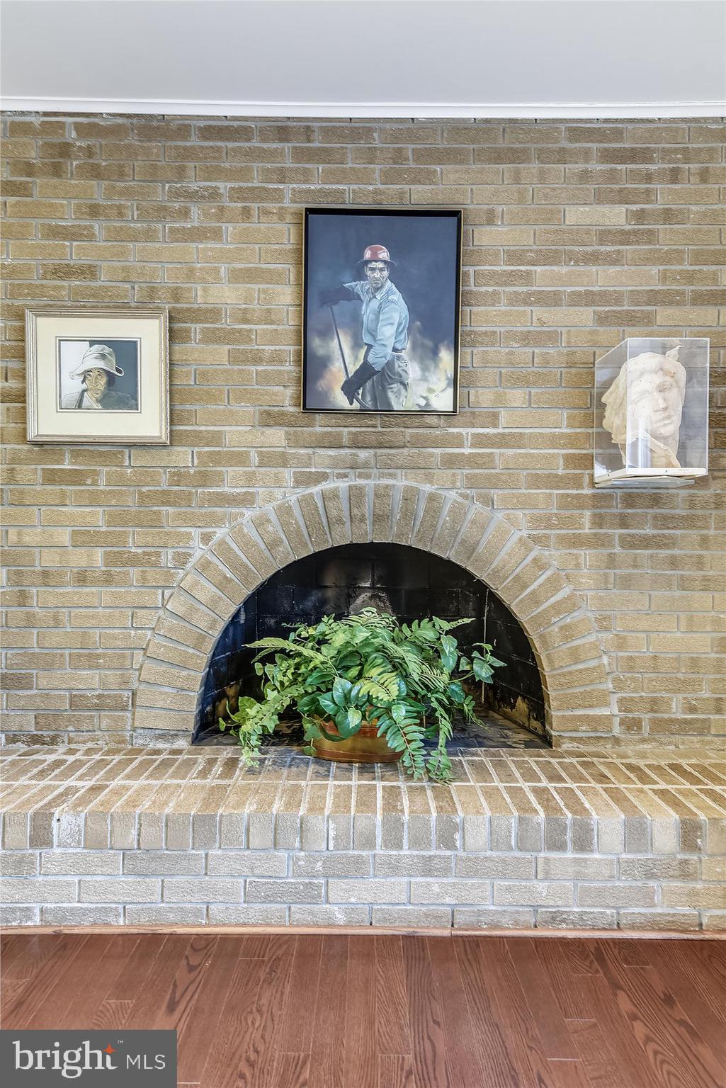 ARLINGWOOD - Residential