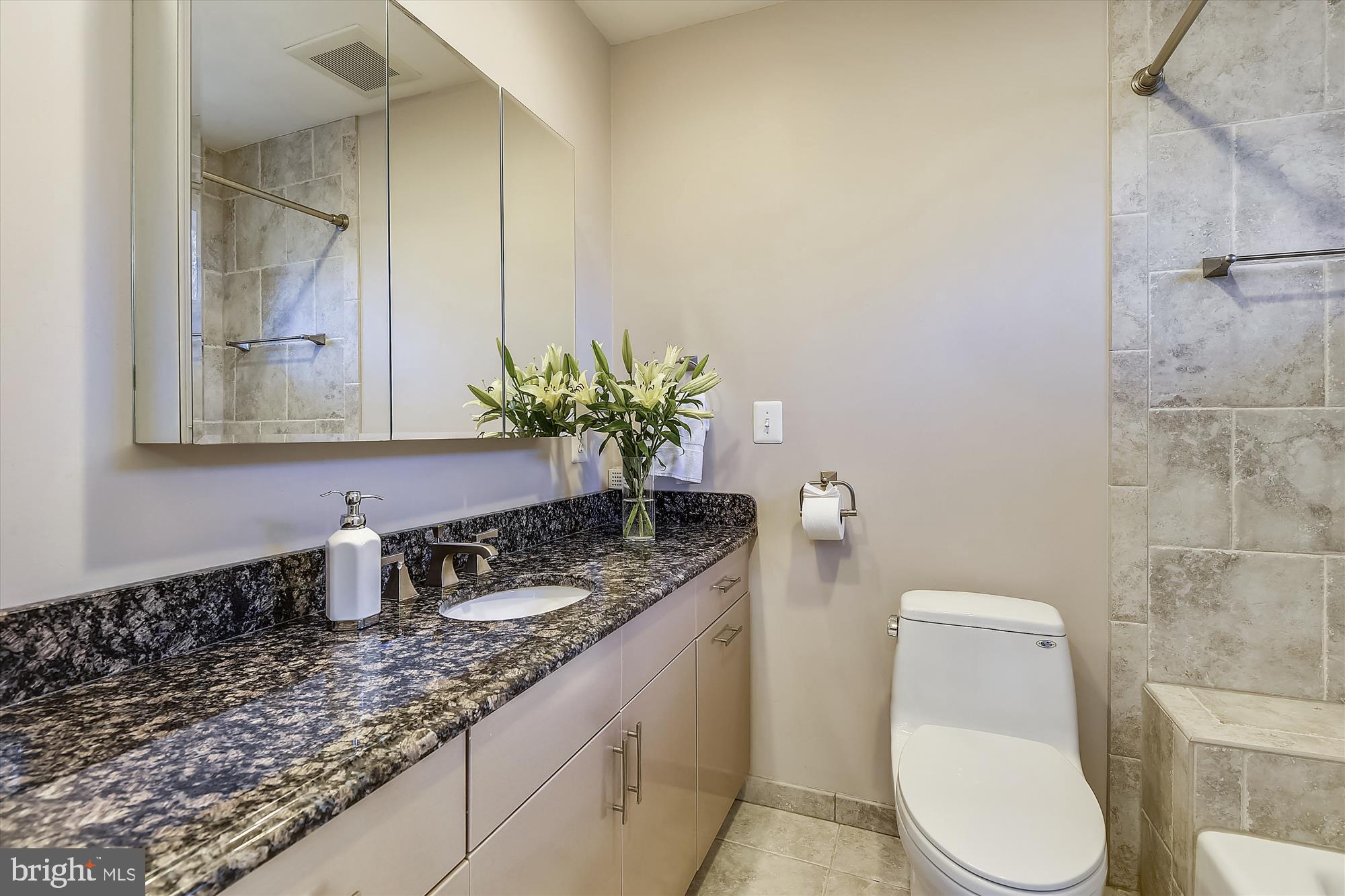 ARLINGWOOD - Residential