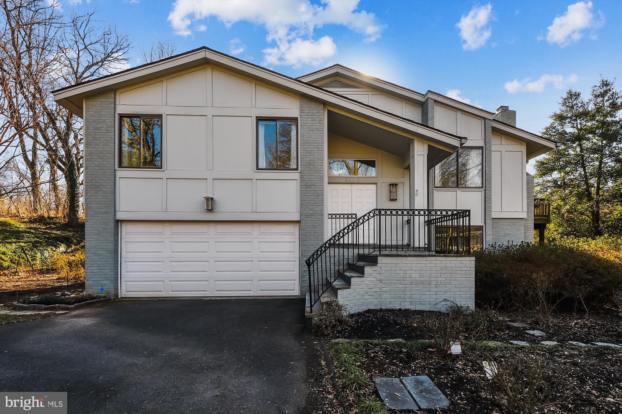 ARLINGWOOD - Residential