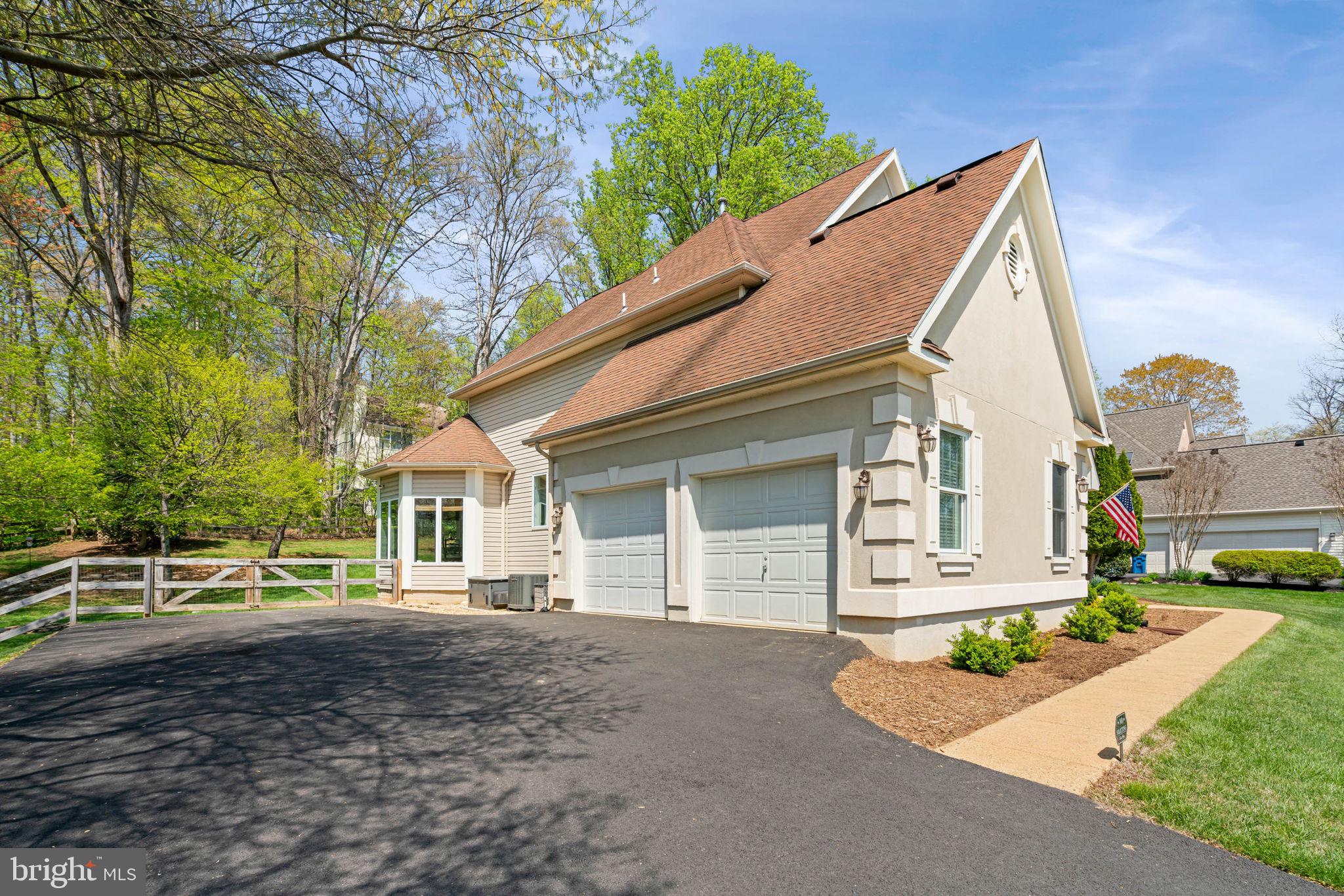 9322 OLD BURKE LAKE ROAD