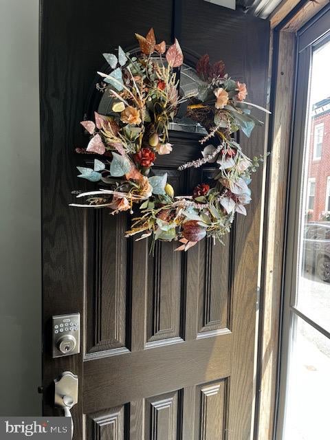 121 MERCY STREET