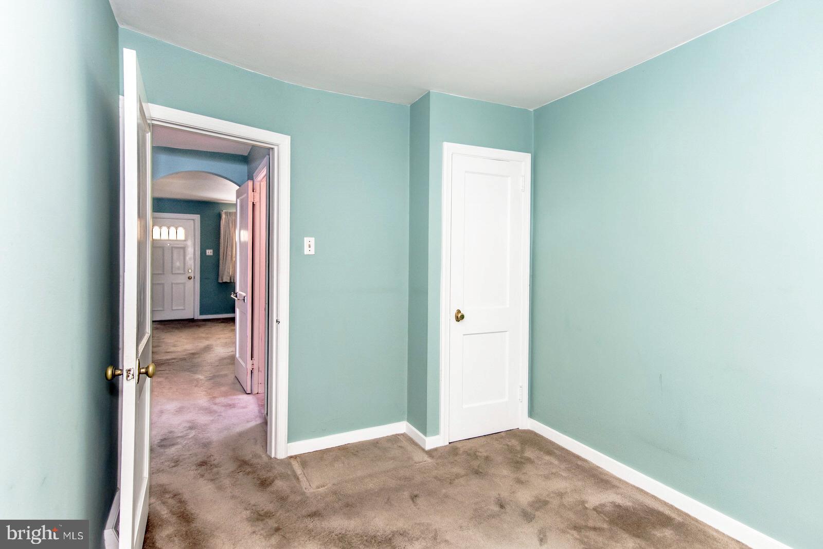 MAYFAIR - Residential