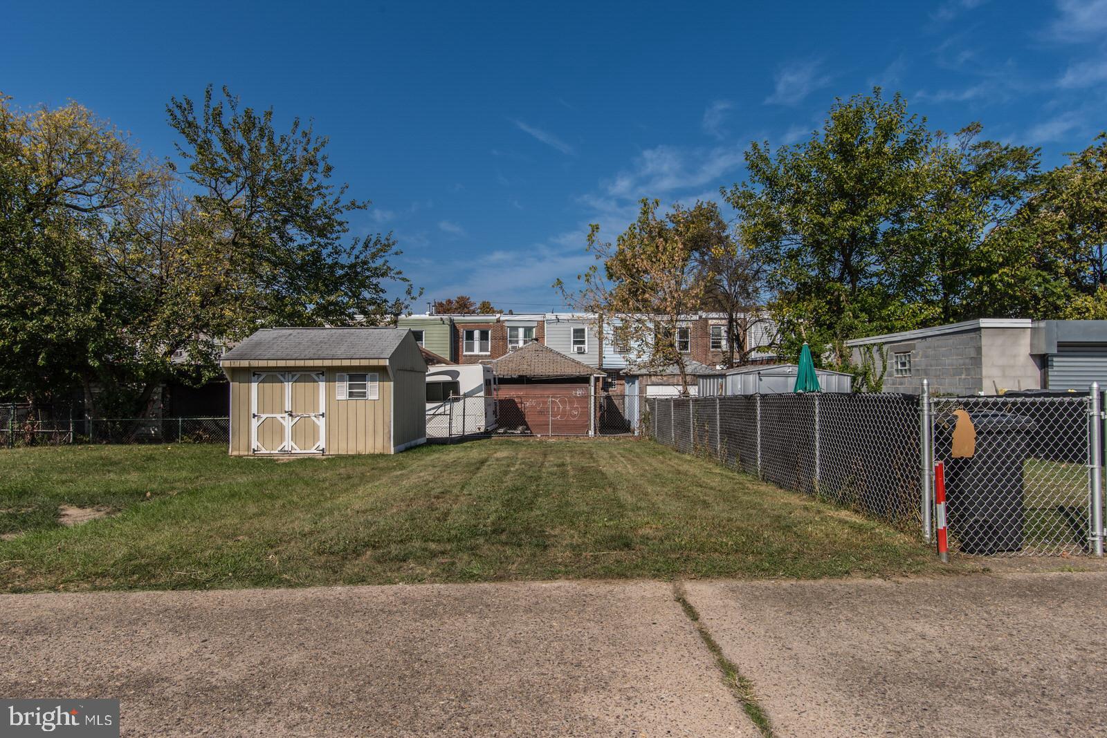 MAYFAIR - Residential