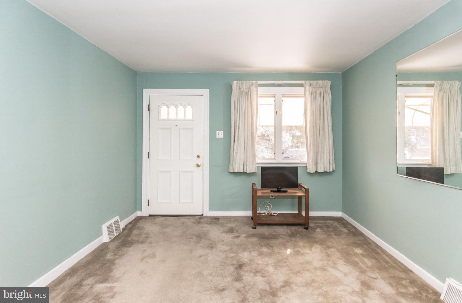 MAYFAIR - Residential